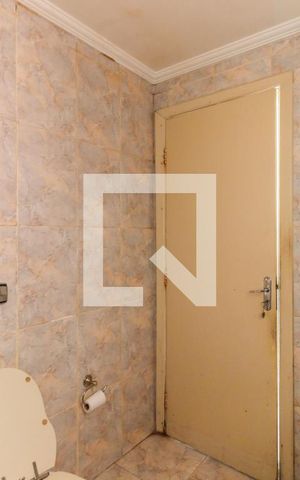 Casa à venda com 268m², 4 quartos e 4 vagas Casa à venda com 268m², 4 quartos e 4 vagasLavabo