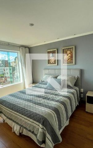 Casa à venda com 290m², 4 quartos e 3 vagas Casa à venda com 290m², 4 quartos e 3 vagasquarto 3