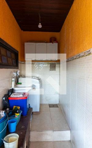 Casa à venda com 300m², 3 quartos e 3 vagas Casa à venda com 300m², 3 quartos e 3 vagasÁrea Externa