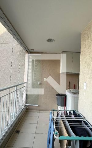 Apartamento à venda com 112m², 2 quartos e 2 vagas Apartamento à venda com 112m², 2 quartos e 2 vagasVaranda