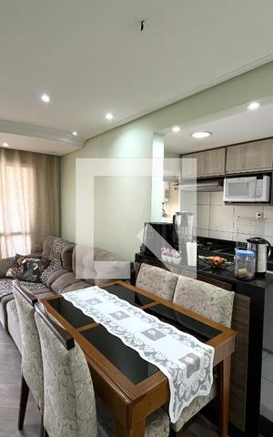 Apartamento à venda com 112m², 2 quartos e 2 vagas Apartamento à venda com 112m², 2 quartos e 2 vagasSala