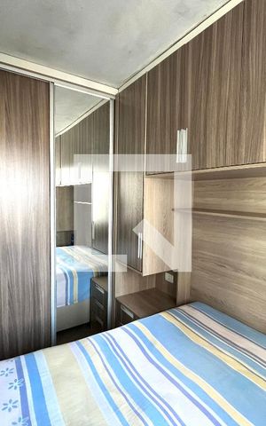 Apartamento à venda com 112m², 2 quartos e 2 vagas Apartamento à venda com 112m², 2 quartos e 2 vagasSuite