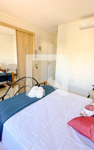 Apartamento para alugar com 130m², 3 quartos e 2 vagasSuíte 1