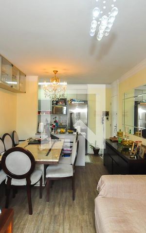 Apartamento à venda com 67m², 3 quartos e 1 vaga Apartamento à venda com 67m², 3 quartos e 1 vagaSala