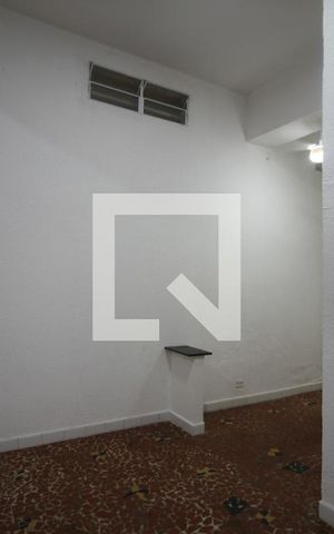 Casa à venda com 94m², 2 quartos e 2 vagasSala
