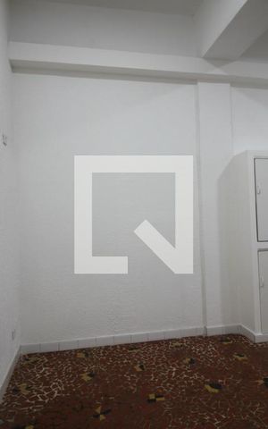 Casa à venda com 94m², 2 quartos e 2 vagasSala