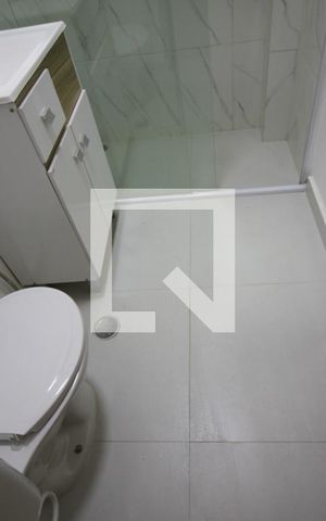 Casa à venda com 94m², 2 quartos e 2 vagasBanheiro