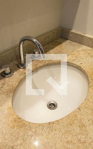 Apartamento à venda com 87m², 2 quartos e 2 vagas Apartamento à venda com 87m², 2 quartos e 2 vagasSuíte 1 - Banheiro
