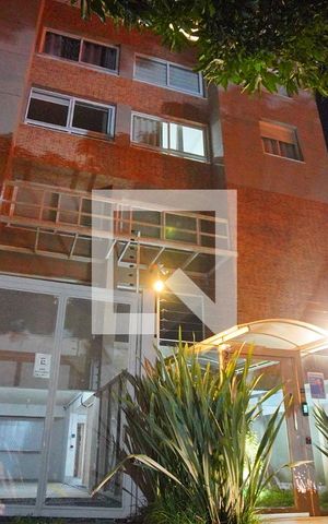 Apartamento à venda com 67m², 2 quartos e 2 vagasFachada e portaria