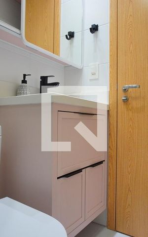 Apartamento à venda com 67m², 2 quartos e 2 vagasBanheiro da Suíte