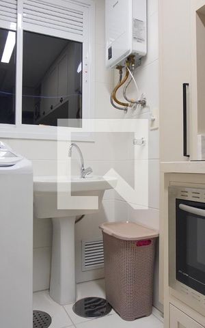 Apartamento à venda com 67m², 2 quartos e 2 vagasCozinha e Área de Serviço