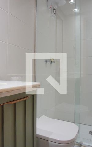 Apartamento à venda com 67m², 2 quartos e 2 vagasBanheiro Corredor