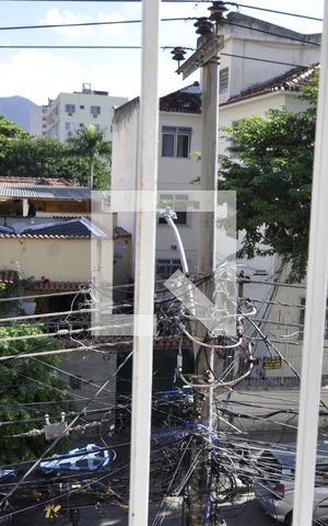 Casa à venda com 280m², 6 quartos e 4 vagasVista