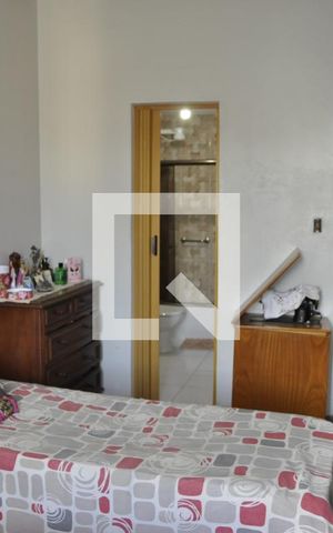 Casa à venda com 280m², 6 quartos e 4 vagasQuarto 