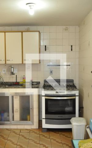 Casa à venda com 280m², 6 quartos e 4 vagasCozinha