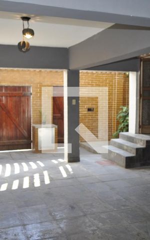 Casa à venda com 280m², 6 quartos e 4 vagasÁrea Externa