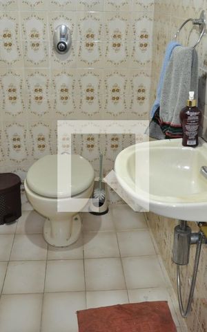 Casa à venda com 280m², 6 quartos e 4 vagasBanheiro 