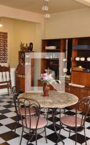 Casa à venda com 280m², 6 quartos e 4 vagasSala 2