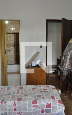 Casa à venda com 280m², 6 quartos e 4 vagasQuarto 