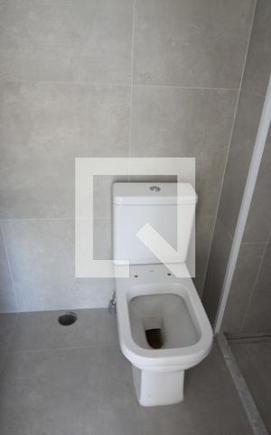 Apartamento à venda com 121m², 3 quartos e 2 vagasQuarto 1 Banheiro