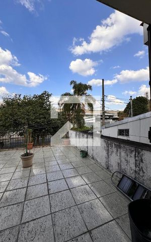 Casa à venda com 175m², 3 quartos e 2 vagas Casa à venda com 175m², 3 quartos e 2 vagasVaranda Suíte 1