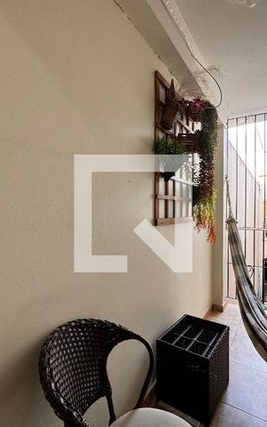 Casa à venda com 175m², 3 quartos e 2 vagas Casa à venda com 175m², 3 quartos e 2 vagasSacada