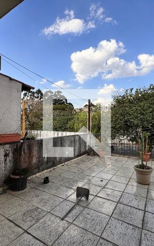 Casa à venda com 175m², 3 quartos e 2 vagas Casa à venda com 175m², 3 quartos e 2 vagasVaranda Suíte 1