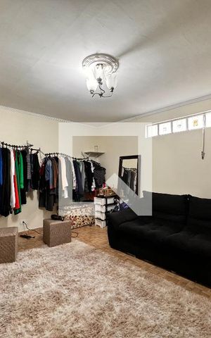 Casa à venda com 175m², 3 quartos e 2 vagas Casa à venda com 175m², 3 quartos e 2 vagasQuarto