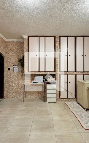 Casa à venda com 175m², 3 quartos e 2 vagas Casa à venda com 175m², 3 quartos e 2 vagasLavanderia