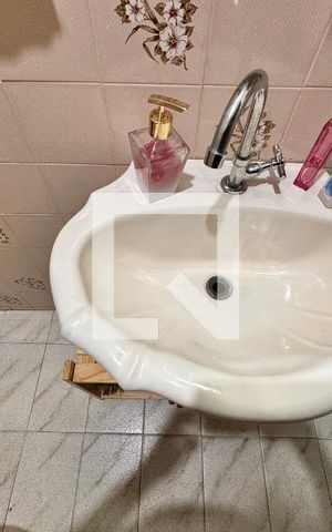 Casa à venda com 175m², 3 quartos e 2 vagas Casa à venda com 175m², 3 quartos e 2 vagasBanheiro