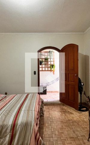 Casa à venda com 175m², 3 quartos e 2 vagas Casa à venda com 175m², 3 quartos e 2 vagasSuíte 2