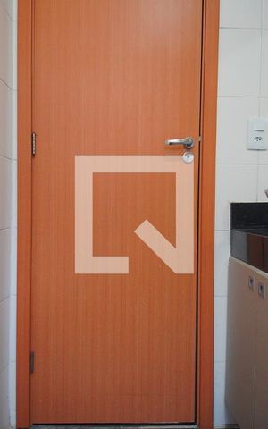 Apartamento à venda com 40m², 2 quartos e 1 vaga Apartamento à venda com 40m², 2 quartos e 1 vagaBanheiro