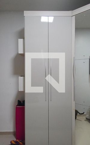 Apartamento à venda com 40m², 2 quartos e 1 vaga Apartamento à venda com 40m², 2 quartos e 1 vagaQuarto 1