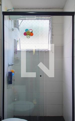 Apartamento à venda com 40m², 2 quartos e 1 vaga Apartamento à venda com 40m², 2 quartos e 1 vagaBanheiro