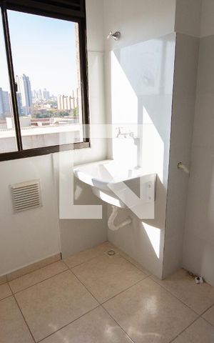 Apartamento para alugar com 45m², 2 quartos e 1 vagaÁrea de Serviço