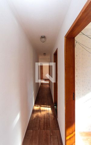 Casa para alugar com 90m², 2 quartos e 1 vaga Casa para alugar com 90m², 2 quartos e 1 vagaCorredor