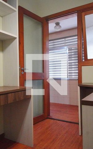 Apartamento à venda com 115m², 3 quartos e 2 vagasEscritório