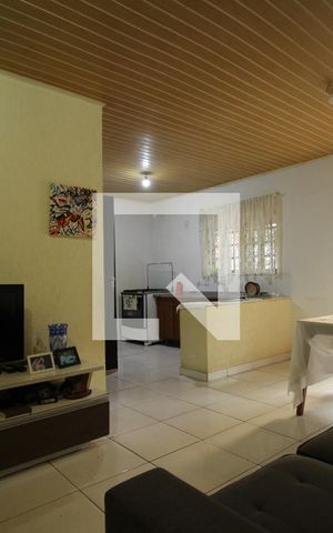 Casa à venda com 175m², 2 quartos e 7 vagasSala
