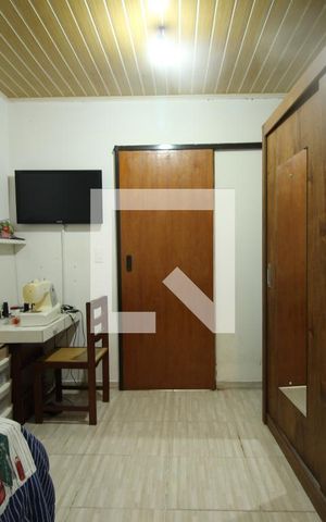 Casa à venda com 175m², 2 quartos e 7 vagasQuarto 2
