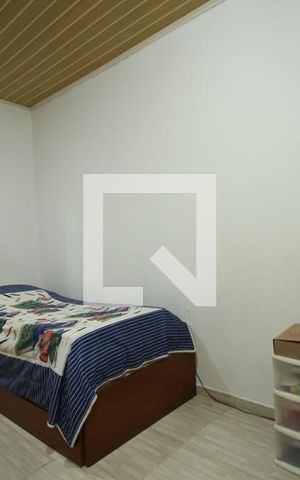 Casa à venda com 175m², 2 quartos e 7 vagasQuarto 2