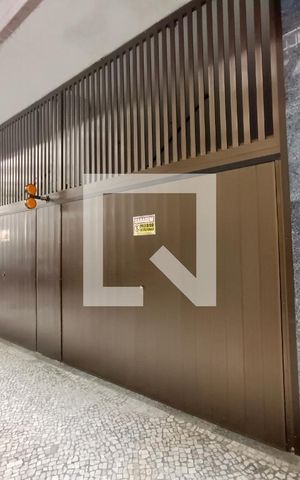 Apartamento à venda com 225m², 4 quartos e 1 vaga Apartamento à venda com 225m², 4 quartos e 1 vagaFachada com cartaz QA