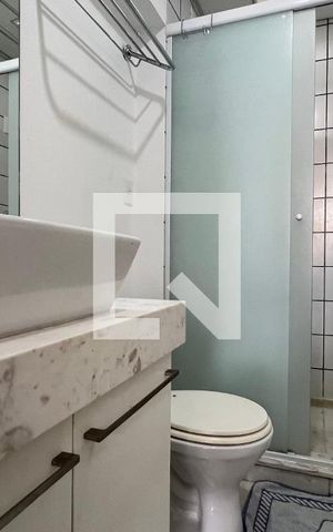 Apartamento à venda com 32m², 1 quarto e 1 vaga Apartamento à venda com 32m², 1 quarto e 1 vagaBanheiro da Suíte
