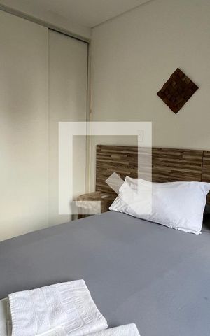 Apartamento à venda com 32m², 1 quarto e 1 vaga Apartamento à venda com 32m², 1 quarto e 1 vagaSuíte