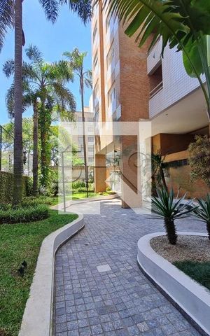 Apartamento à venda com 205m², 4 quartos e 3 vagas