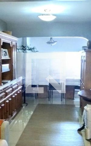 Casa de condomínio à venda com 200m², 3 quartos e 2 vagas