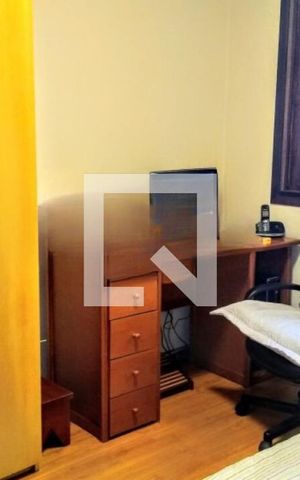 Casa de condomínio à venda com 200m², 3 quartos e 2 vagas