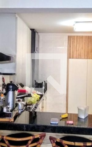 Casa de condomínio à venda com 200m², 3 quartos e 2 vagas