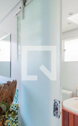Casa à venda com 300m², 7 quartos e 1 vaga