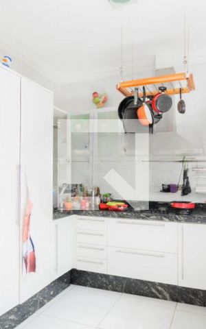 Casa à venda com 300m², 7 quartos e 1 vaga