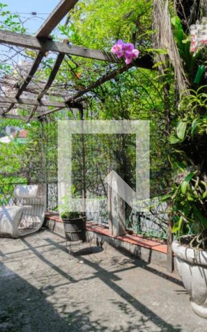 Casa à venda com 300m², 7 quartos e 1 vaga